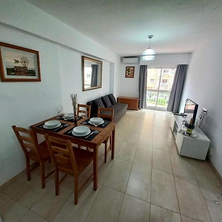 Apartamento vacacional con piscina Benalmádena Exterior foto